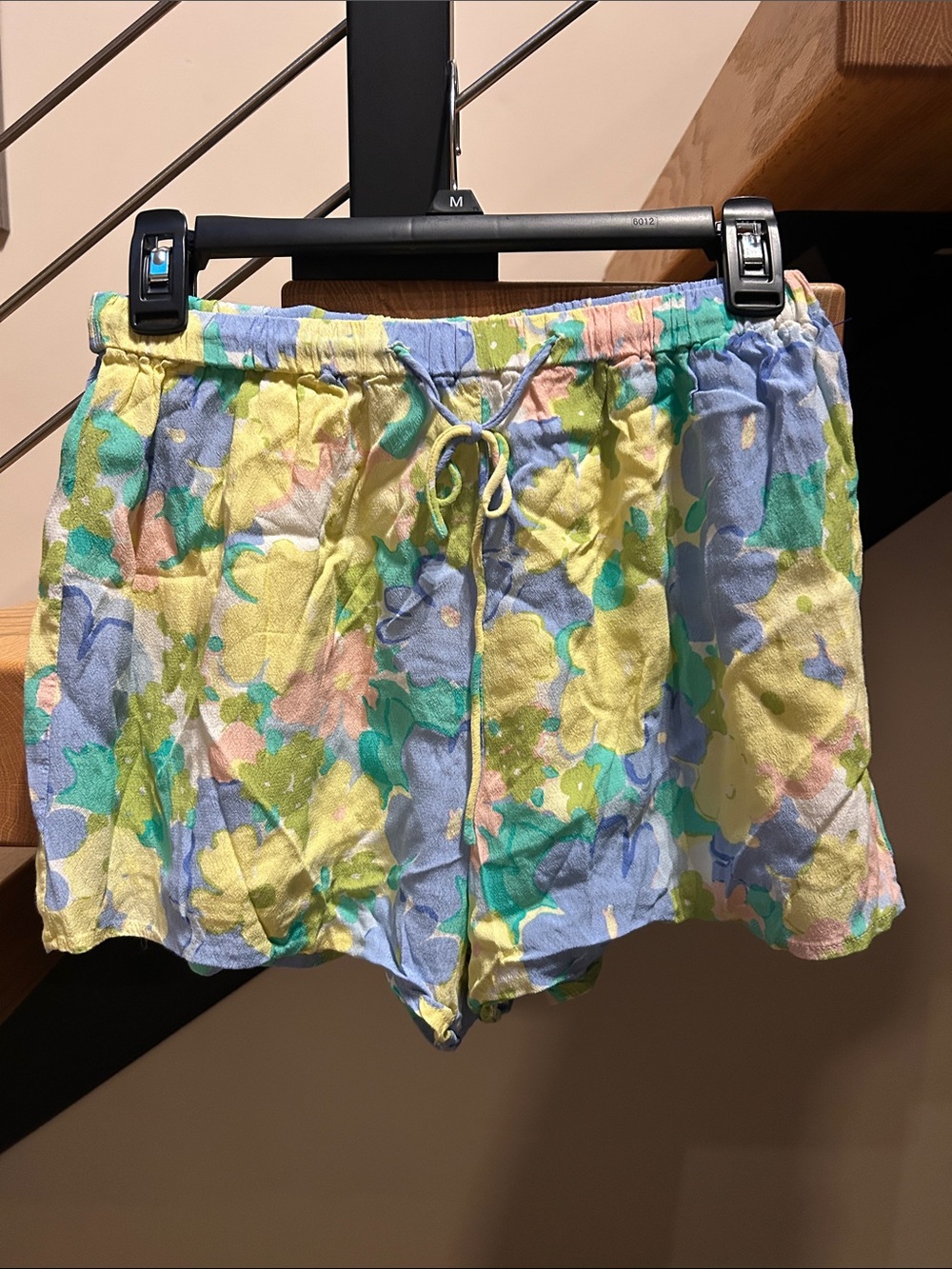 High-Waist Floral Drawstring Women's Shorts in Yellow & Blue
